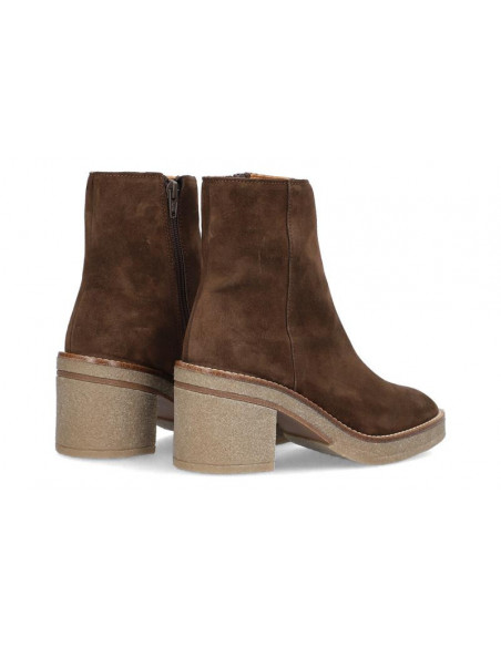 2626 1133 BY MUSTANG